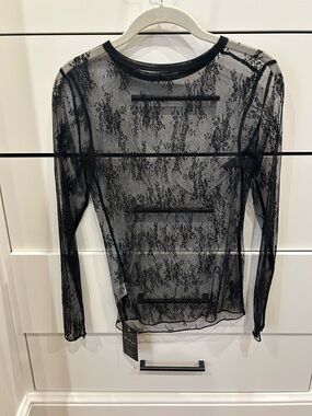Black Sheer Lace Long-Sleeve Tee